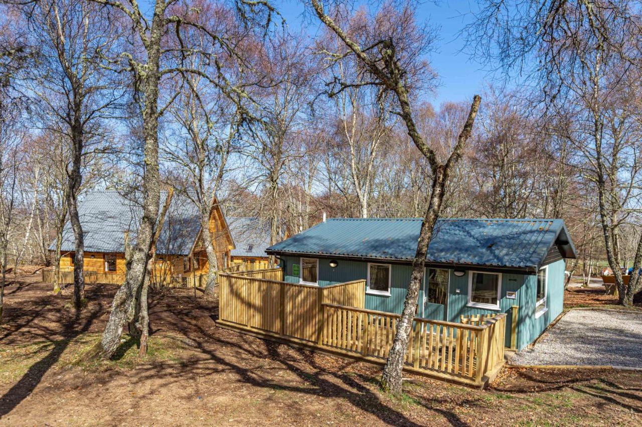 Heather Lodge 12 With Hot Tub Belladrum Exterior photo